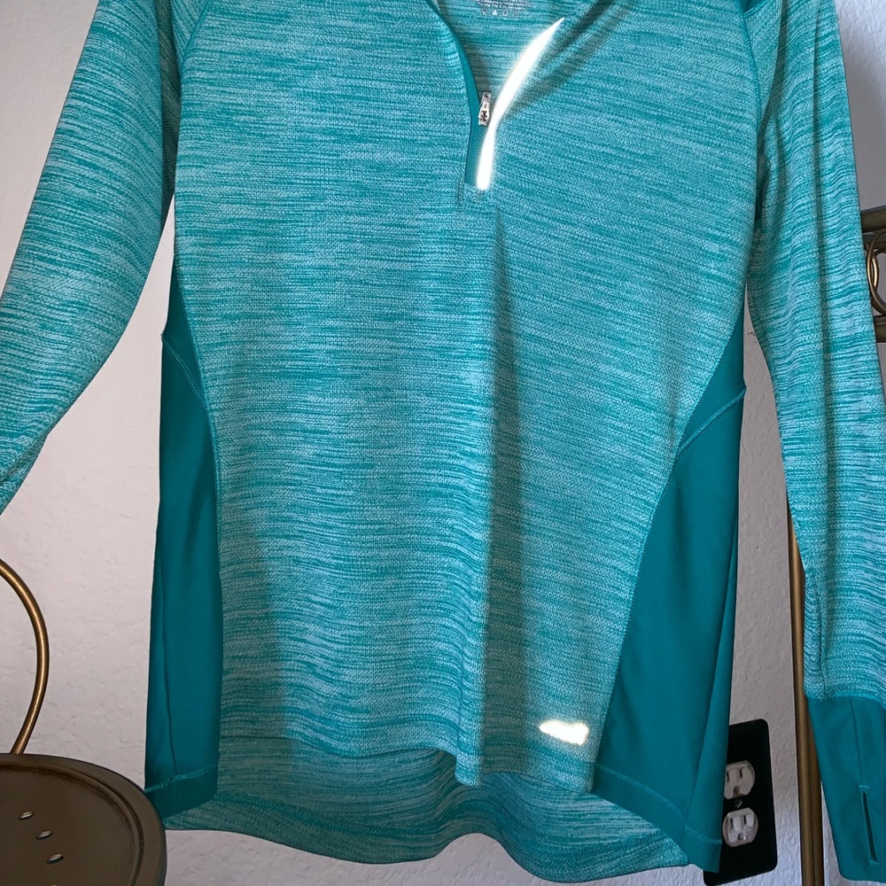 Workout Jacket - Picture 2 of 4